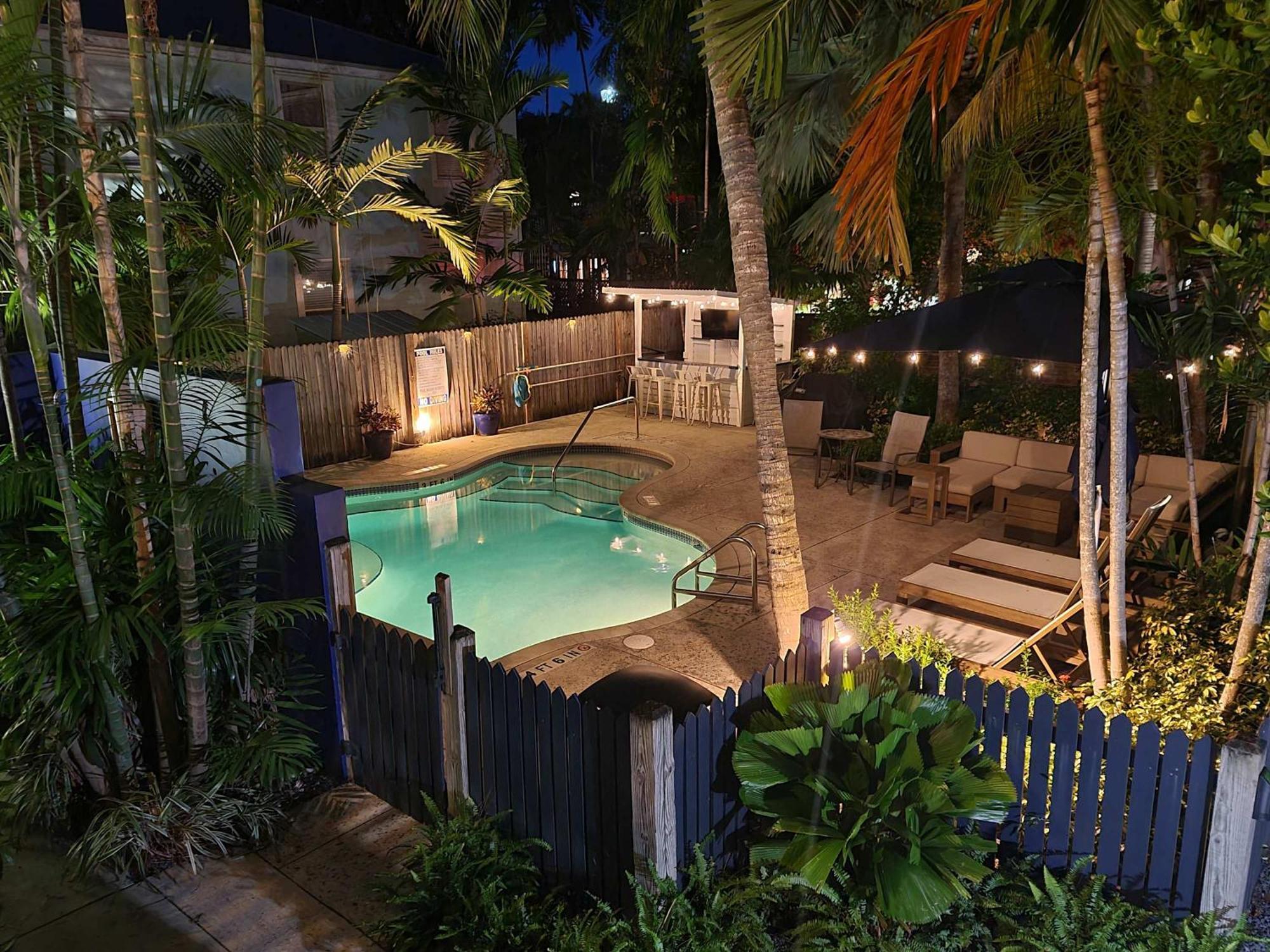 Duval Street Suite W Parking And Pool คีย์เวสต์ ภายนอก รูปภาพ